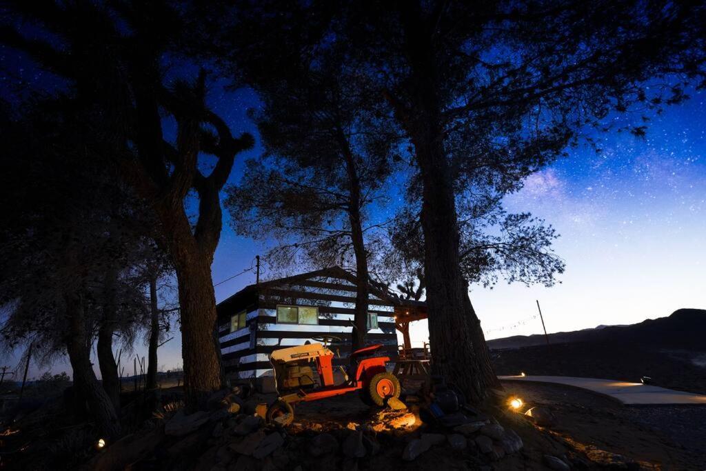The Invisible Wind Cabin- Joshua Tree Amazing View Юкка-Валлі Екстер'єр фото