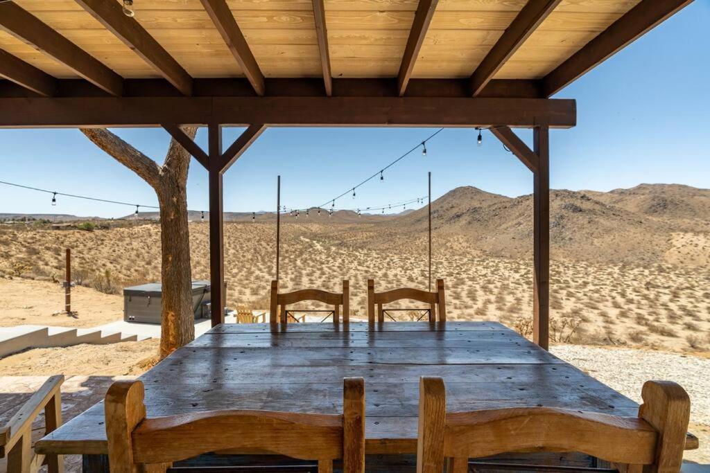 The Invisible Wind Cabin- Joshua Tree Amazing View Юкка-Валлі Екстер'єр фото