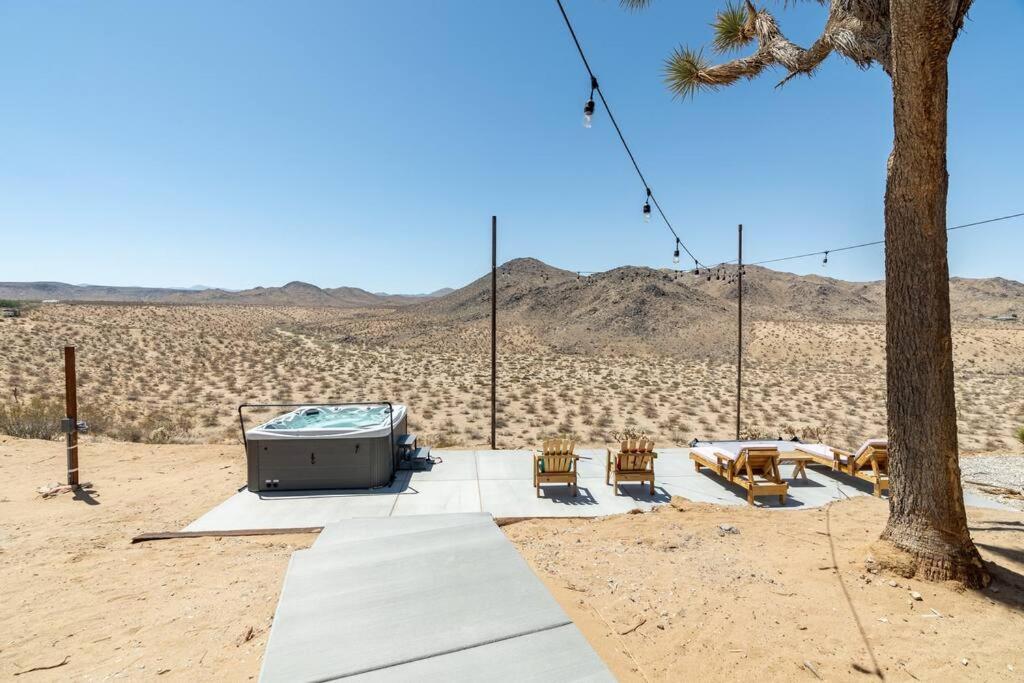 The Invisible Wind Cabin- Joshua Tree Amazing View Юкка-Валлі Екстер'єр фото